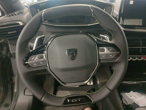 Peugeot 2008 1.0T Gt