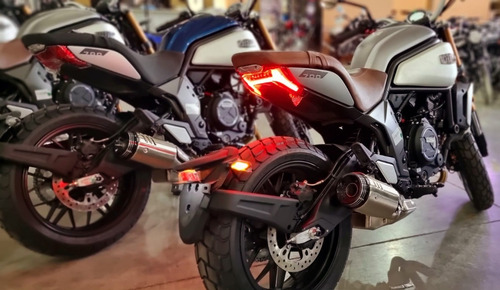 Imagen 4 de 11 de Ceccato X 700 Sport Cfmoto 0km -envios A Todo El Pais-