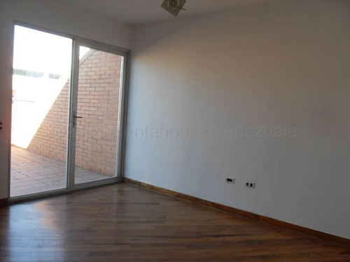 Imagen 5 de 27 de Angelica Nati Rent A House Town House En Venta Valles De Camoruco Valencia Cod 22n4328 Ar