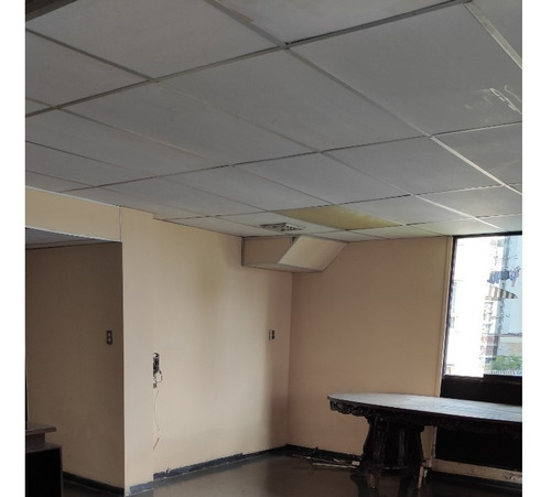 Imagen 9 de 15 de Alquiler Espaciosa Oficina En Torre Corporativa En La Campiña