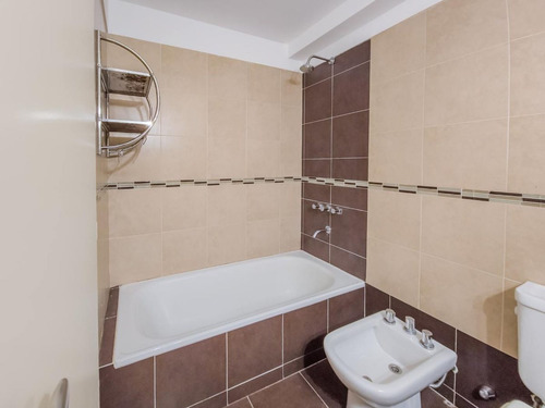 Venta Semipiso 2 Ambientes Con Balcon Terraza