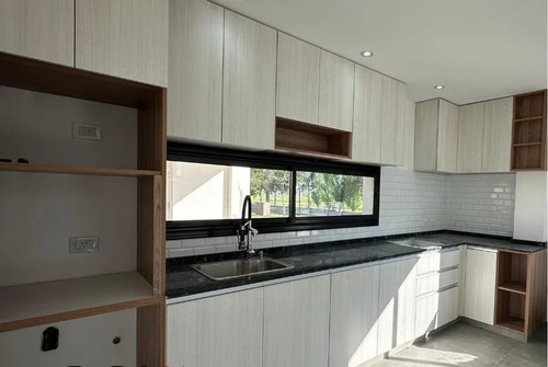 Alquiler Casa 6 Ambientes- El Principado, Canning