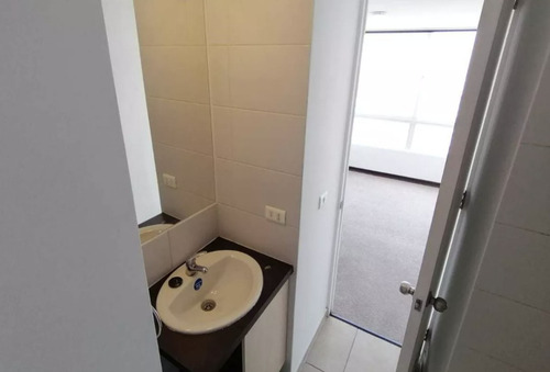 Venta Departamento 1d/1b A Pasos De Metro Irarrázaval