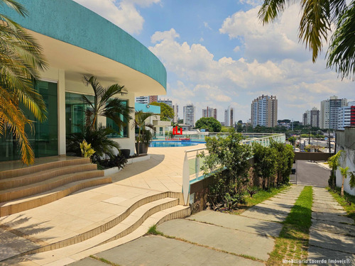 Linda Casa E Confortável Com Vista Panorâmica Em Manaus Em Condominio Fechado Em Adrianopólis, Bairro Nobre Da Cidade.