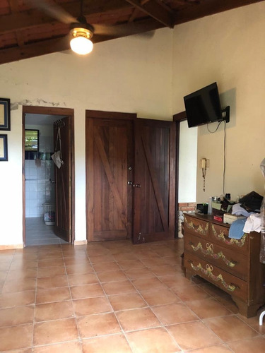 Vendo Casa De Veraneo En La Colonia, San Cristobal