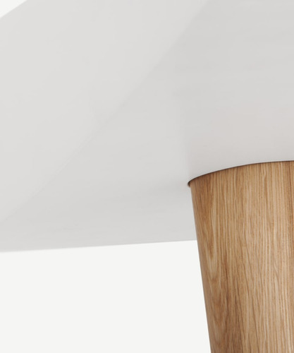 Imagen 3 de 6 de Escritorio Moderno En Madera Lacada Con Cajon Ref: Comba