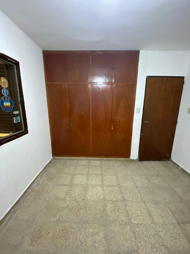 Venta Casa De 2 Dormitorios Bº Echeverria