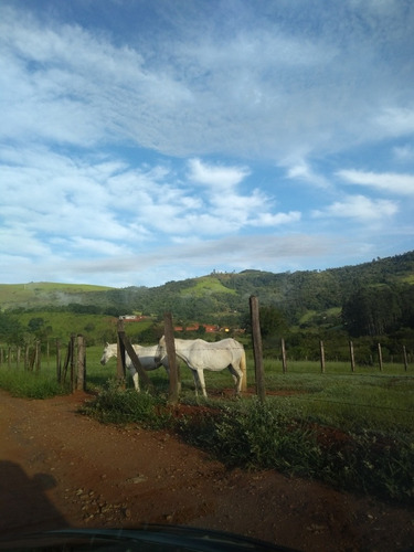 Chácara Recém Construída, Tuiuti, Bragança Paulista