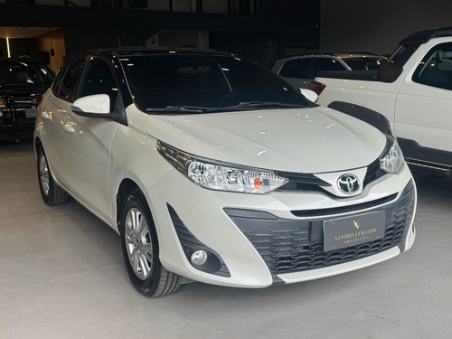 Toyota Yaris 1.3 16V FLEX XL PLUS TECH MULTIDRIVE