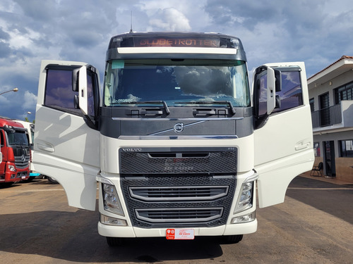 Volvo Fh 460 6x2 I-shift Ano 2021/21 Globetrotter