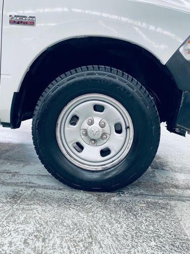 Dodge Ram 2500, Slt V8, 4x4 2017