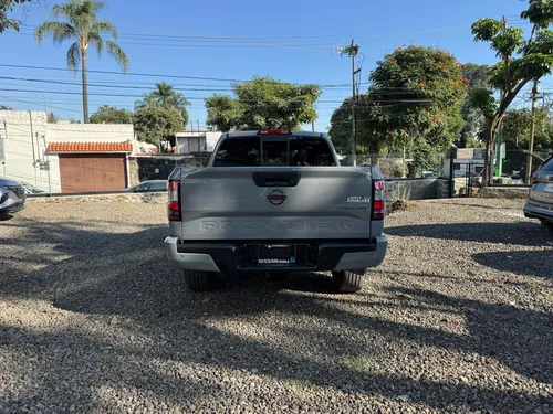 Nissan Frontier 2022