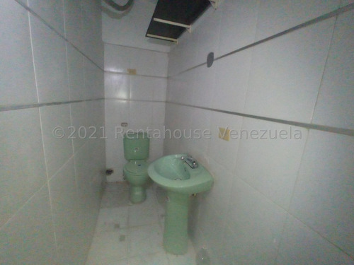 Imagen 12 de 17 de Local Comercial En Venta En Maracay Zona Centro 22-14148 Jcm