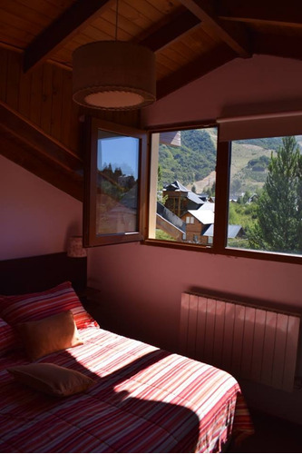 Imagen 6 de 15 de Cabaña En Villa Catedral, Bariloche