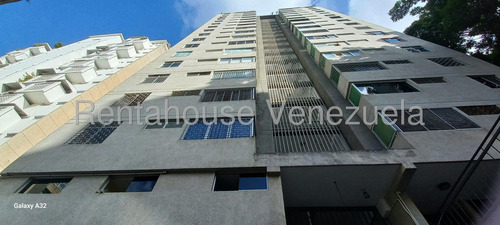 Apartamento Piso Medio Remodelado 160 M² 3h, 3b, 1p, Residencias Puerto Santo Con Piscina Pozo De Agua En Venta En Los Palos Grandes Avenida 4ta Y 5ta Transversal Caracas