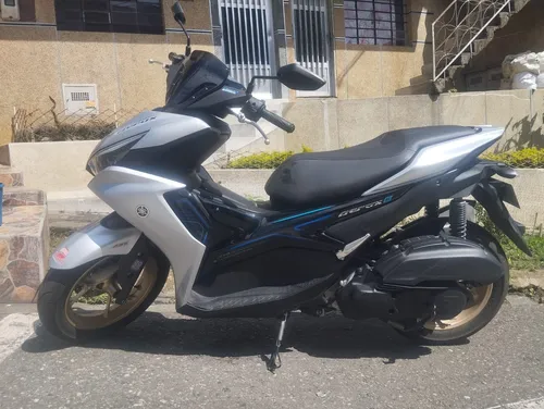 Yamaha Aerox Como Nueva, Con Gps