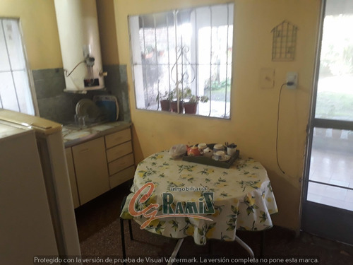 Imagen 5 de 15 de Casa En Venta Fernandez De La Cruz 200, Ituzaingo.