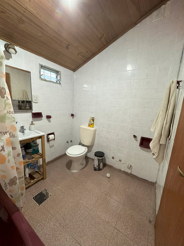 Casa En Virrey Del Pino A Pasos De Ruta 3