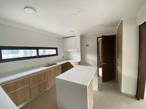 Casa En Arriendo 3d 3b Condominio Tricahue Nogales
