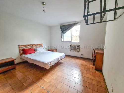 Ms 24-5648 Se Vende Edificio Completo Para Inversión Hotel, Residencia O Clínica En Catedral.