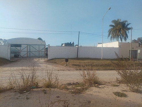 Imagen 2 de 8 de Galpon Varios Destinos