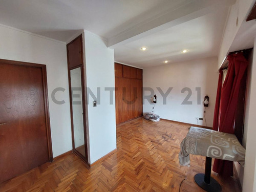 Excelente Ph 4 Ambientes. Zona Las Avenidas