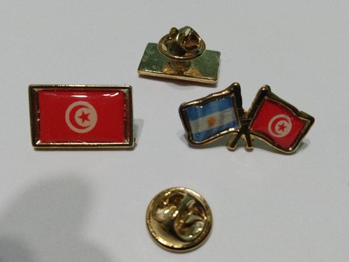 Bandera Tunez 21 X 14 Cms Con Pins De 2 Cms