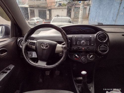 Imagem 14 de 14 de Toyota Etios 2014 1.5 16v Xls 4p