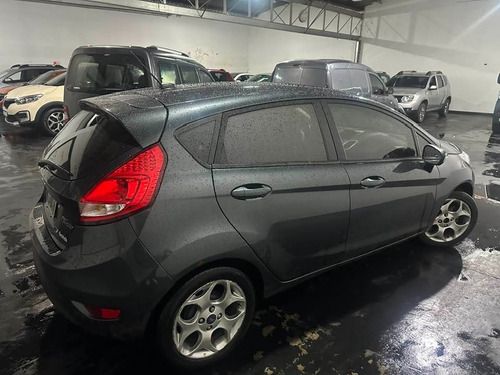 Ford Fiesta Kinetic 1.6 Design 120cv Titanium