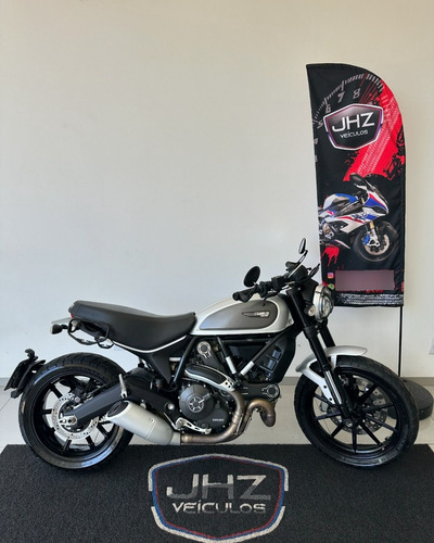 Ducati Scrambler Icon 2018