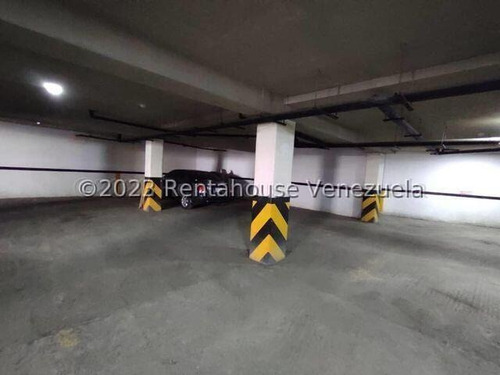 Vendo Apartamento En Urbanización Las Delicias, Código 23-18986 Cm Leer Descripción