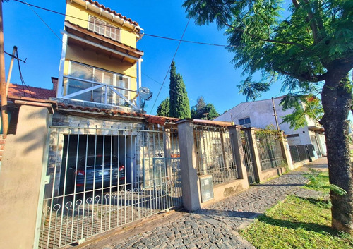 Venta Permuta Casa 4 Ambientes Quincho I.casanova