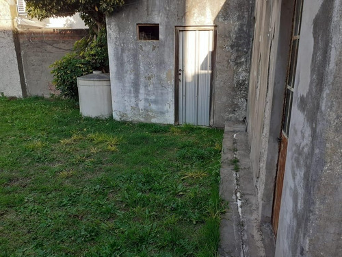 Imagen 7 de 9 de Venta De Casa En Wilde Centro