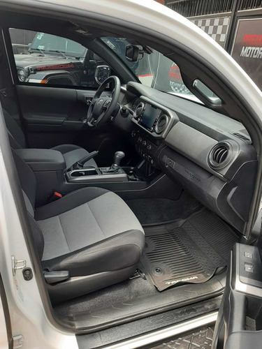 Imagen 13 de 15 de Toyota Tacoma Blindada