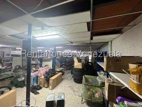 Se Alquila Local En Los Chaguaramos
