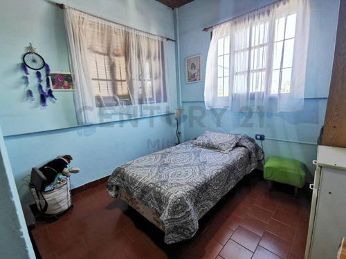 Imagen 19 de 22 de Casa En Venta De 3 Dormitorios Con Parque En Villa Elisa, La Plata