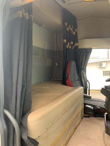 Imagem 8 de 8 de Volvo Fh 500 6x4 Automatico