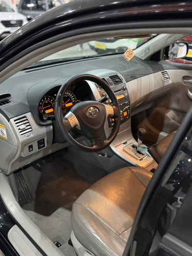 Toyota Corolla 1.8 16v Gli Flex Aut. 4p