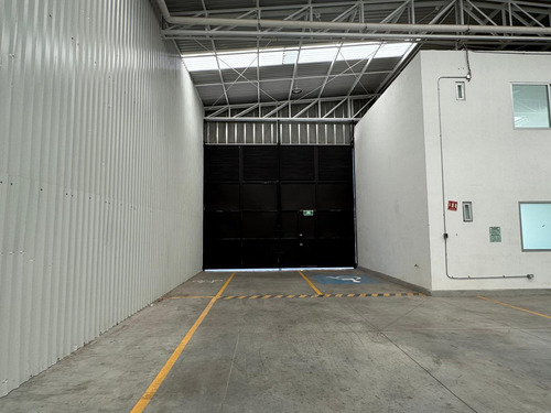 Bodega Con Show Room En Renta Punto Unión, León, Gto