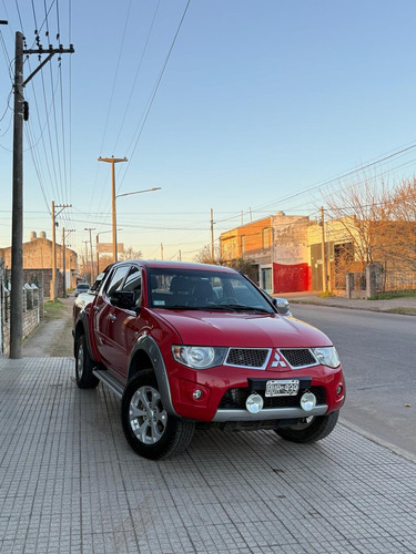 Mitsubishi L200 2.5 Cd 4wd High-power Di-d At5 Cuero