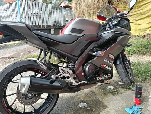 Yamaha R15 V3