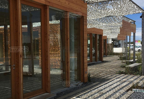 Local En Venta Ubicado En Jose Ignacio, Punta Del Este