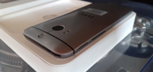 Htc One M8