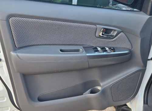 Toyota Hilux 2.7 Cd Srv Vvti 4x2 - A3