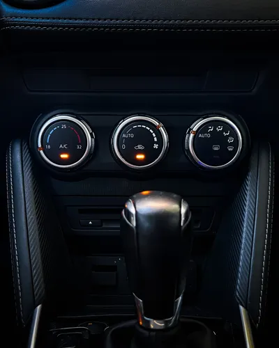 Mazda 2 Grand Touring LX