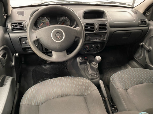 Imagen 13 de 15 de Renault Clío Mio 1.2 Confort 2016
