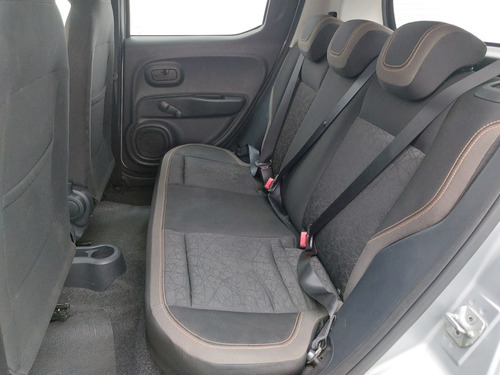 Fiat Mobi 1.0 EVO FLEX TREKKING MANUAL