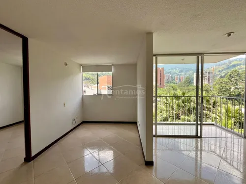 Apartamento En Arriendo En Camino Verde. Cod A776100