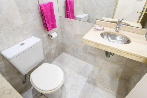 Casa De 3 Dormitorios En Venta Con Pileta - Aldea - San Eduardo
