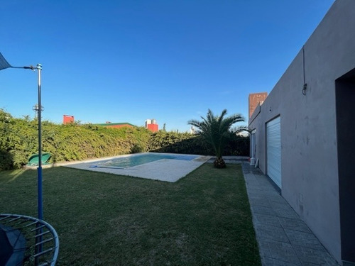 Imagen 17 de 27 de En Venta! Moderna Casa Quinta Minimalista En Barrio Villa San Ignacio 2 (junín-ba)